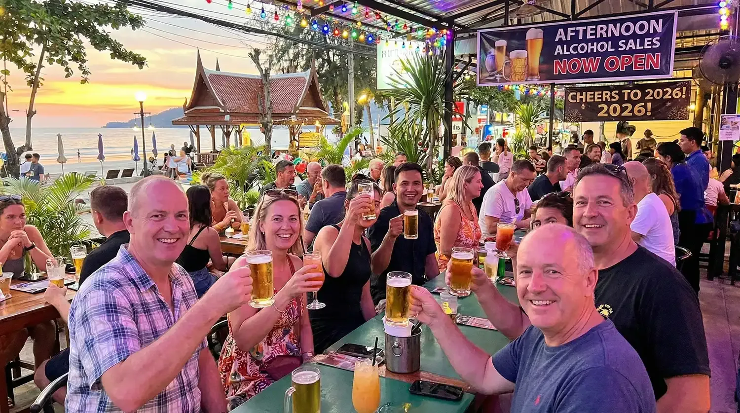 What are the alcohol sale hours in Thailand