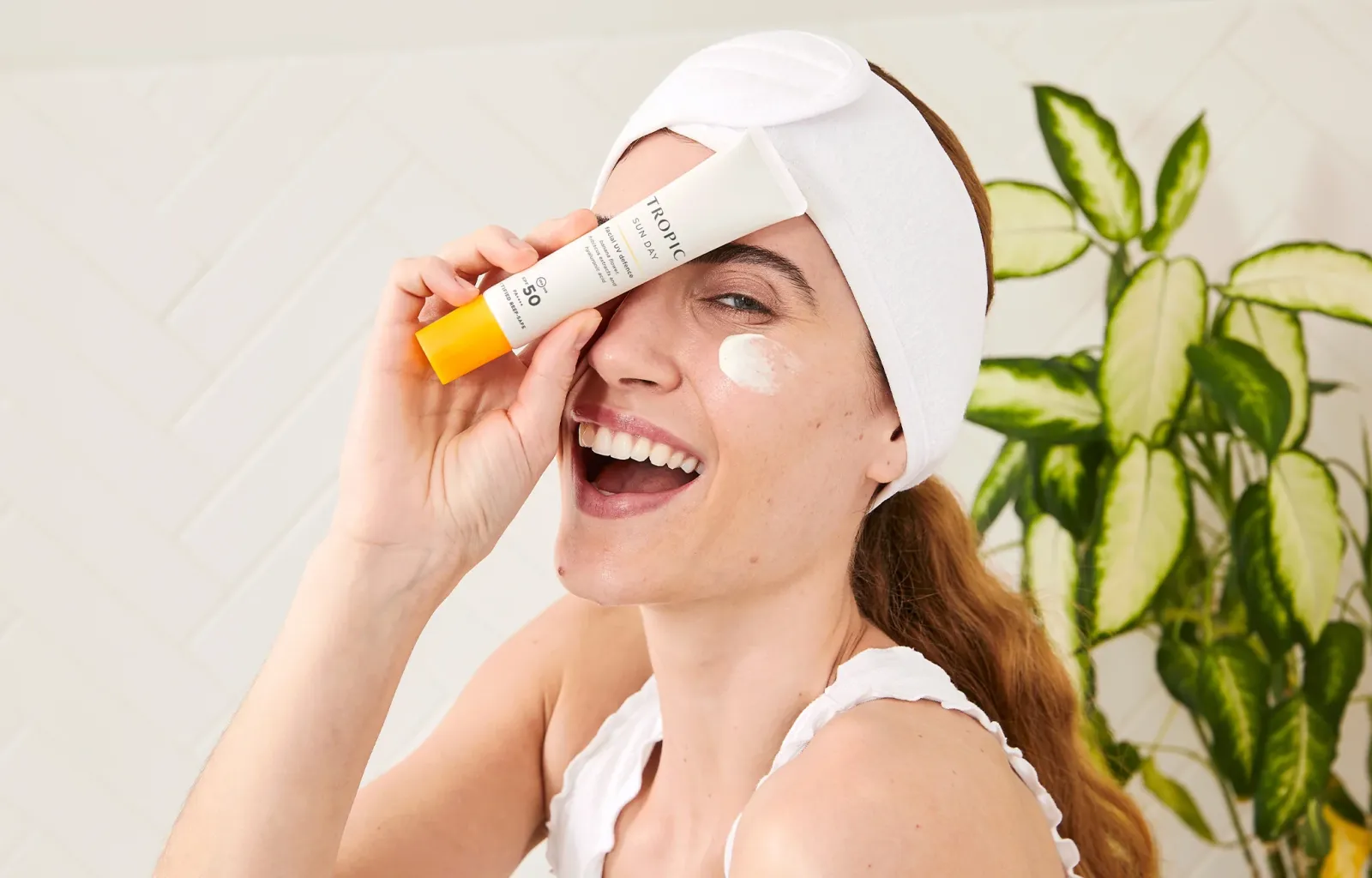 Can you carry-on sunscreen on Thailand flights