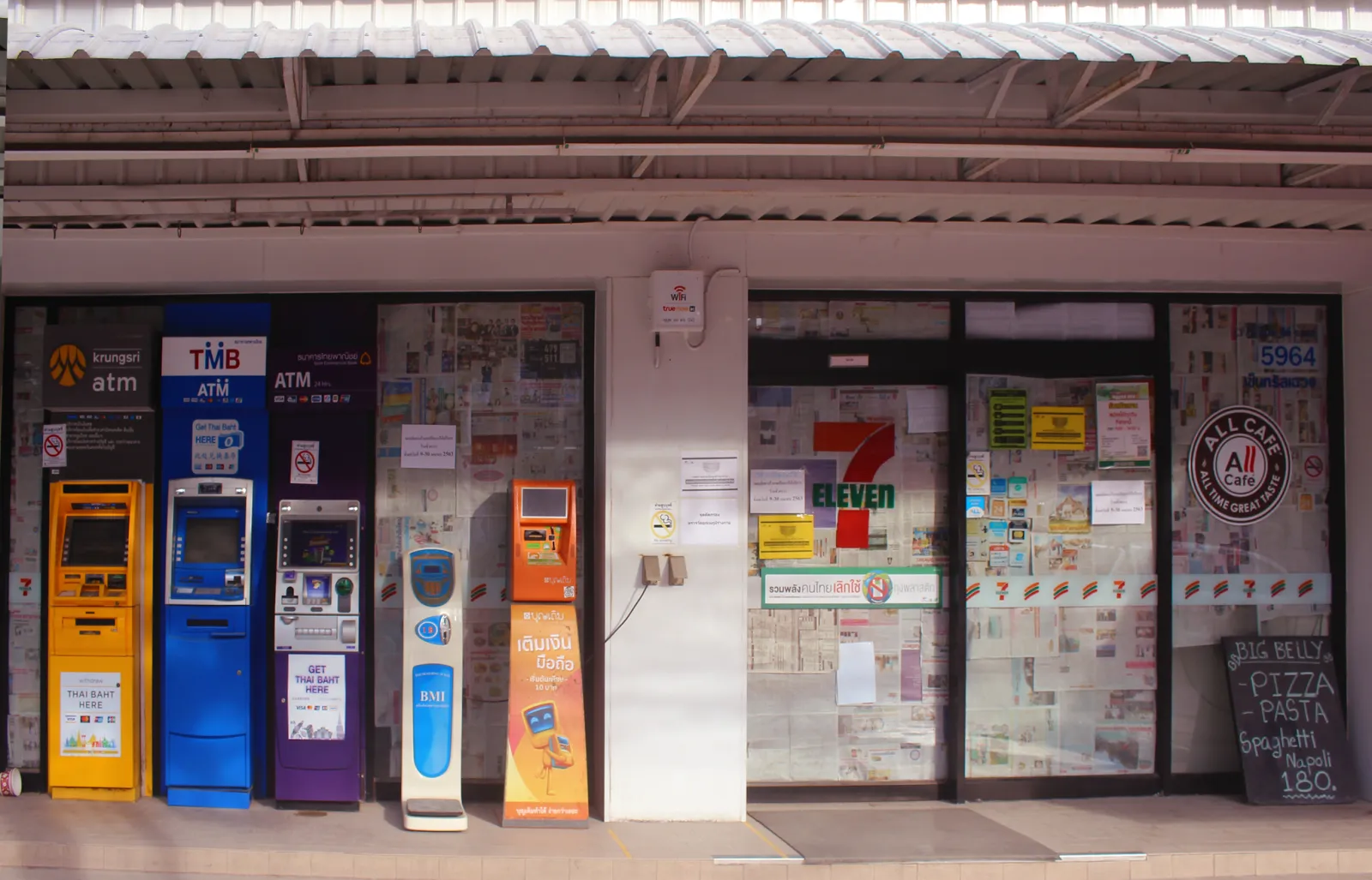 Can you withdraw money from 7-Eleven ATMs in Thailand