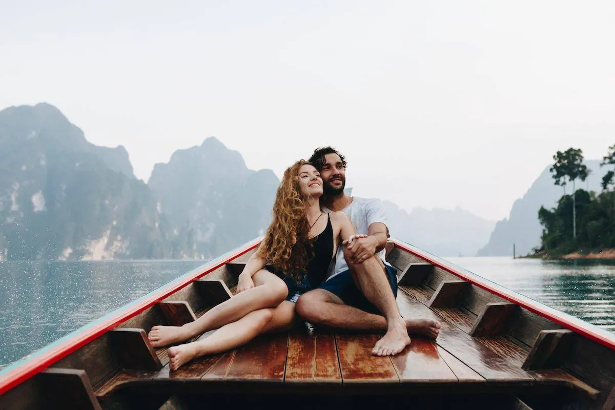 Couples & Honeymooners