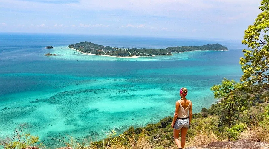 https://dynamic-media-cdn.tripadvisor.com/media/photo-o/17/6a/b3/1c/viewpoint-no-3.jpg?h=500&s=1&w=900