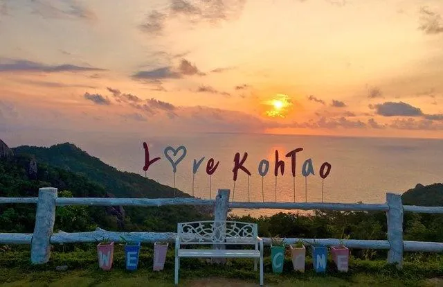 https://www.traveltomtom.net/images/nieuwe_indeling/artikels/thailand/kohtao/best_things_to_do/sunrise_love_%40_koh_tao.jpg