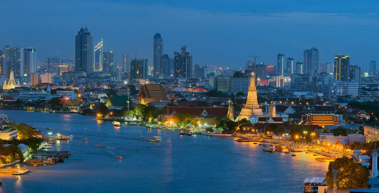 Bangkok Travel Guide: Best Things to Do, Eat & See