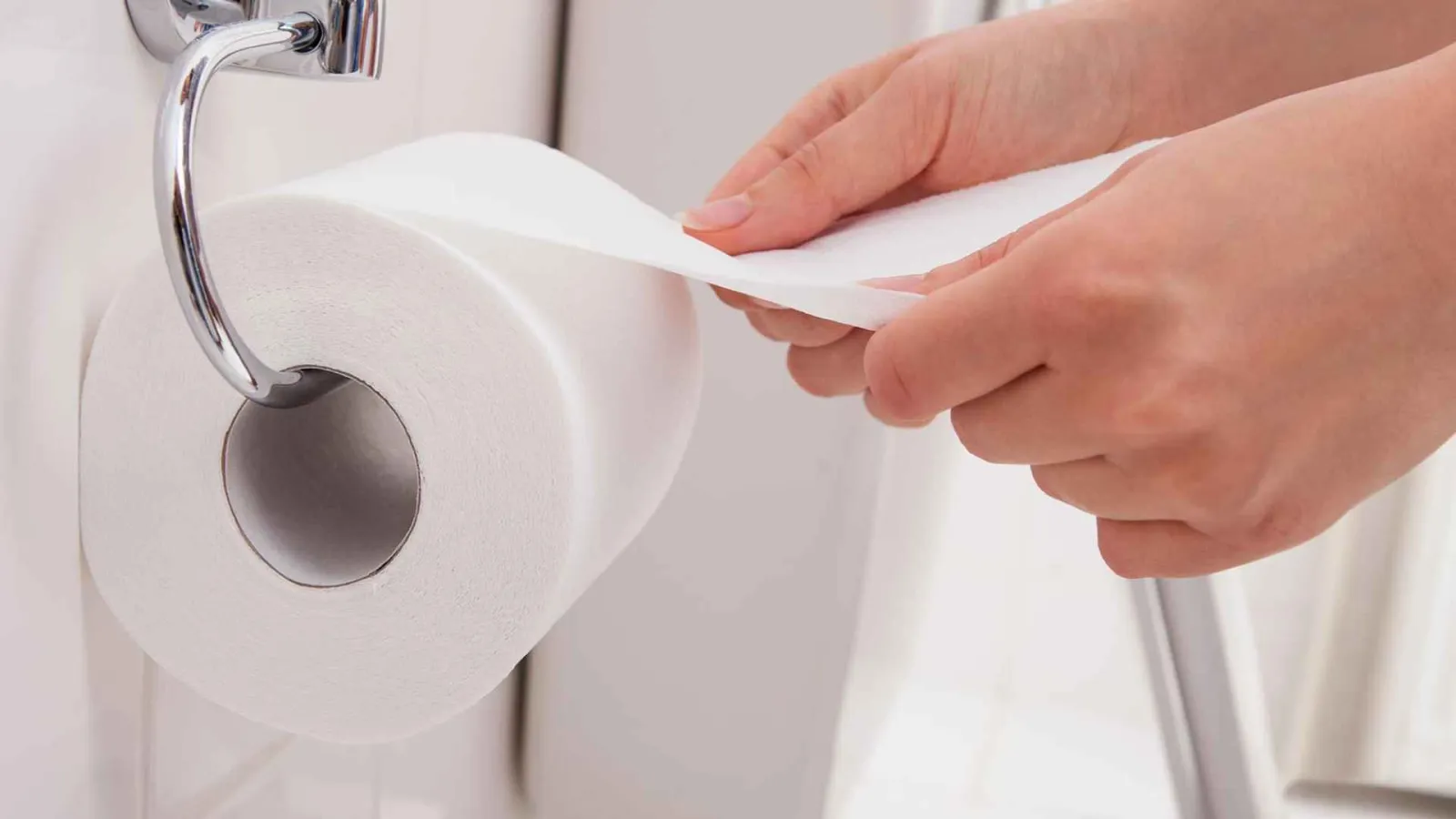 Do Thai toilets have toilet paper