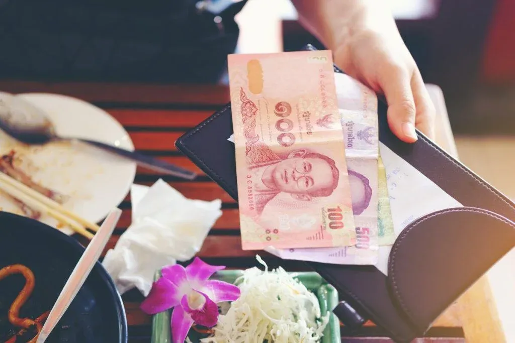 Is tipping expected in Thailand restaurants